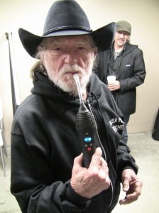 Willie Nelson Using Vapir N02 Willie-Smoking-a-VapirNo2-Portable-Vaporizer-224x300